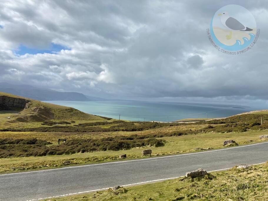 Central Llandudno, Private Parking Near To Beach, Pier & Shops Экстерьер фото